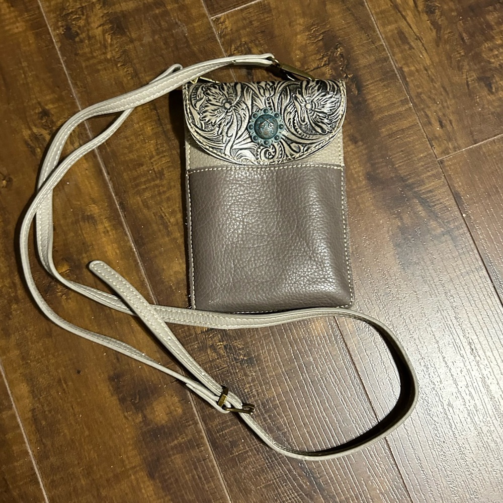 Montana West Tooled leather mini crossbody / belt bag - Picture 2 of 10